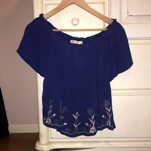 Off the shoulder embroidered shirt